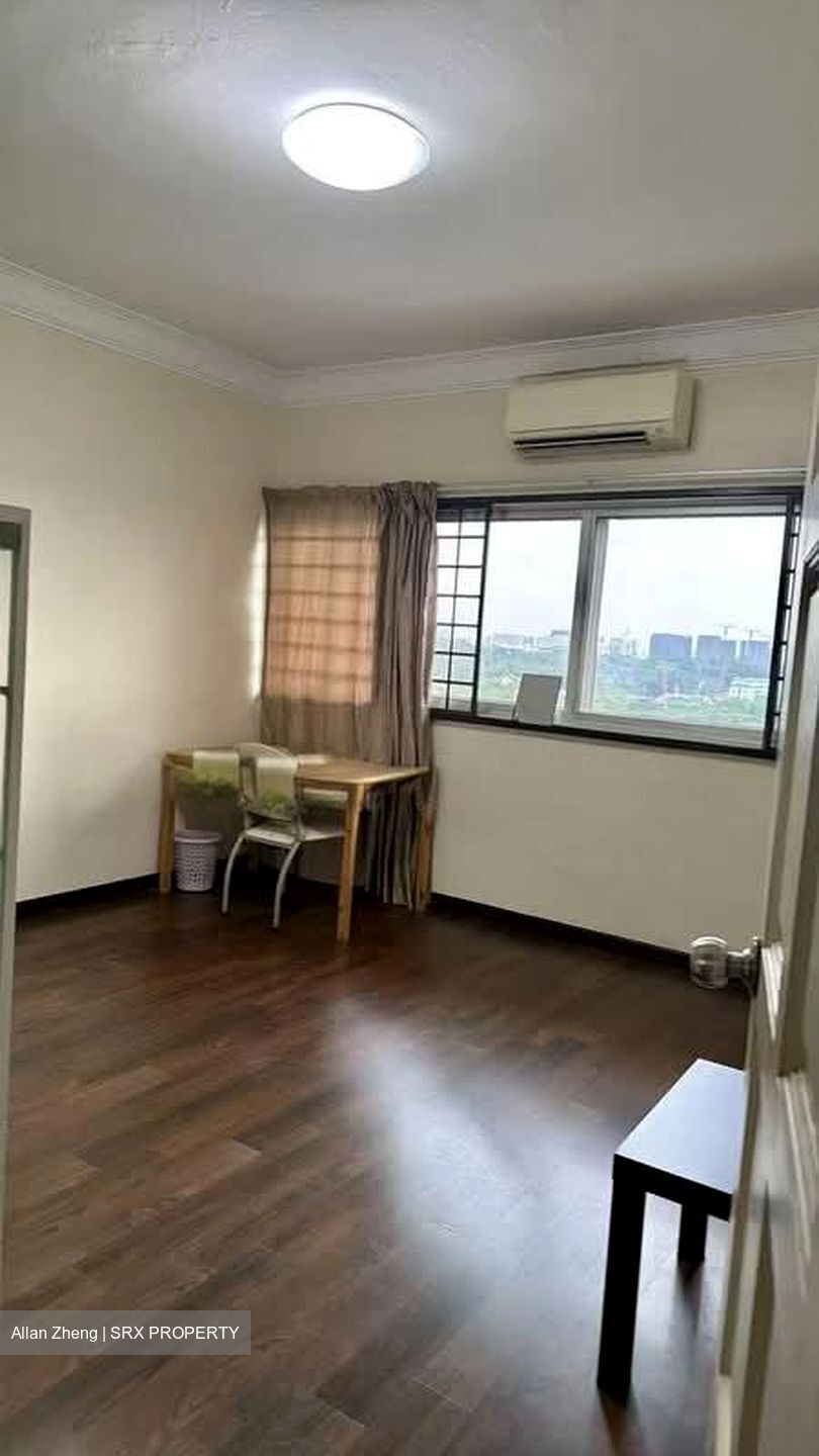 Sherwood Towers (D21), Apartment #580168491